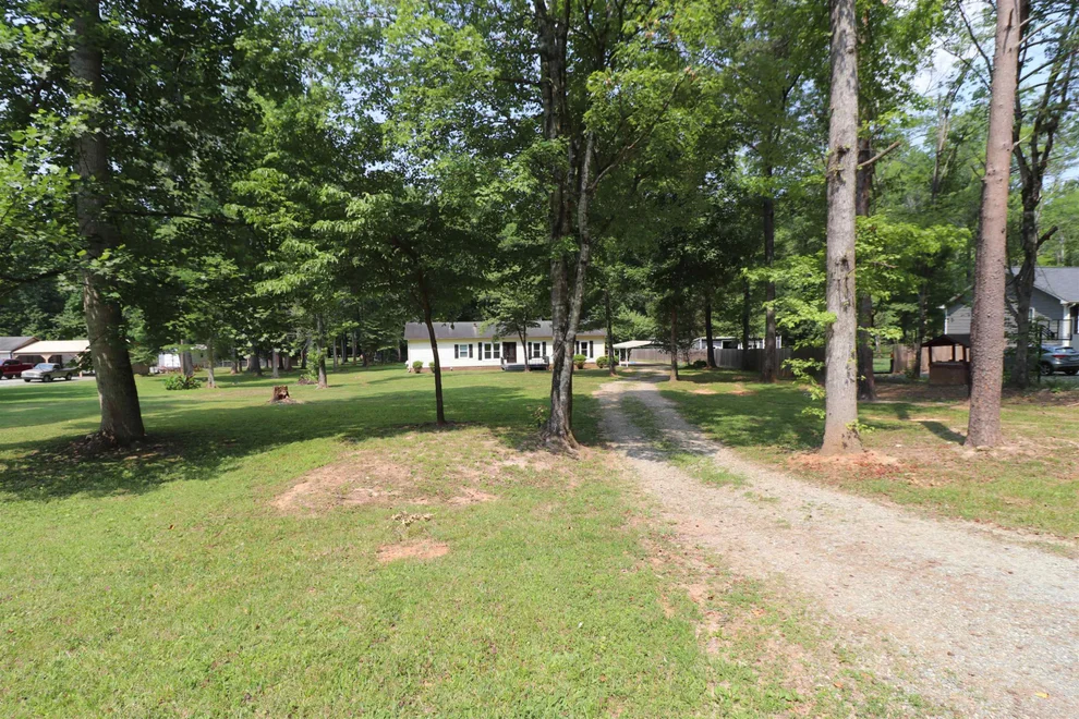 Unit for sale at 2825 Idlewood Drive, Mebane, NC 27302