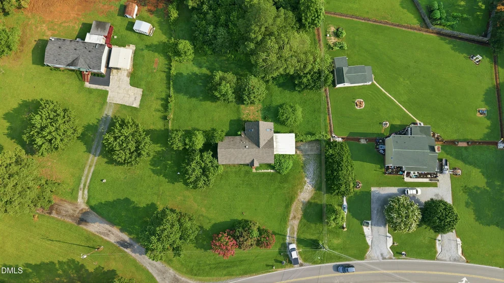 Unit for sale at 7912 Smith Road, Apex, NC 27539