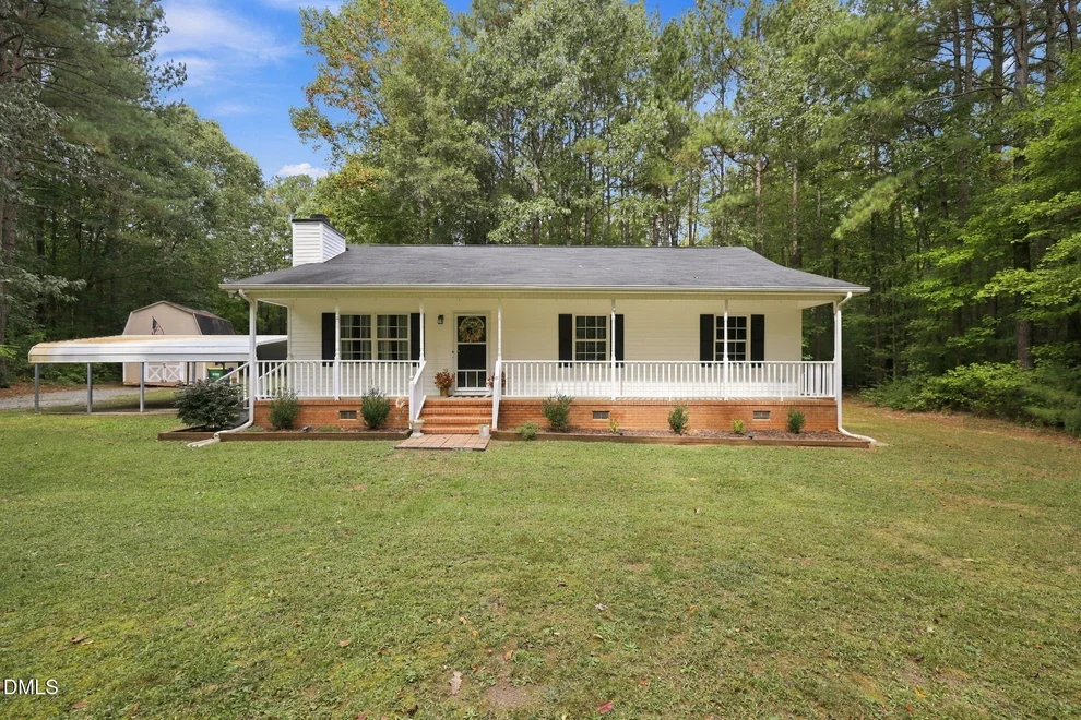 Unit for sale at 5822 Mill Pointe Lane, Efland, NC 27243