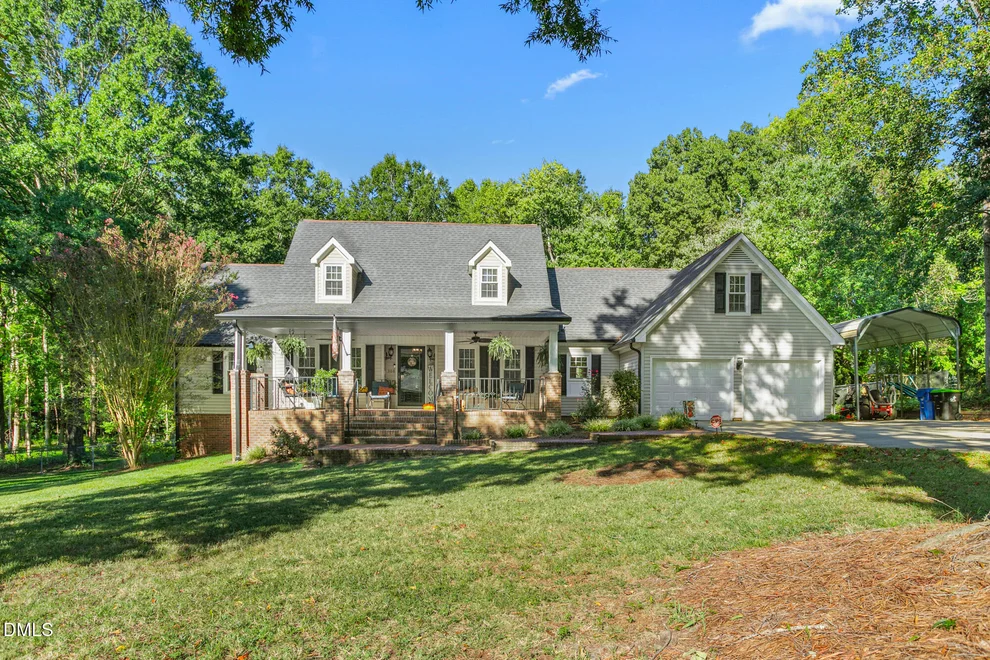 Unit for sale at 308 Woodland Drive, Elon, NC 27244
