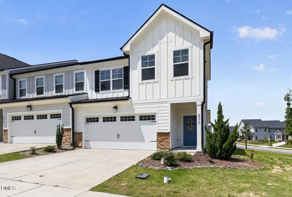 Unit for sale at 470 Clark Creek Lane, Cary, NC 27519