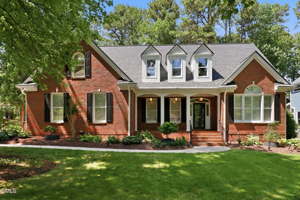 Unit for sale at 305 Southglen Drive, Cary, NC 27518