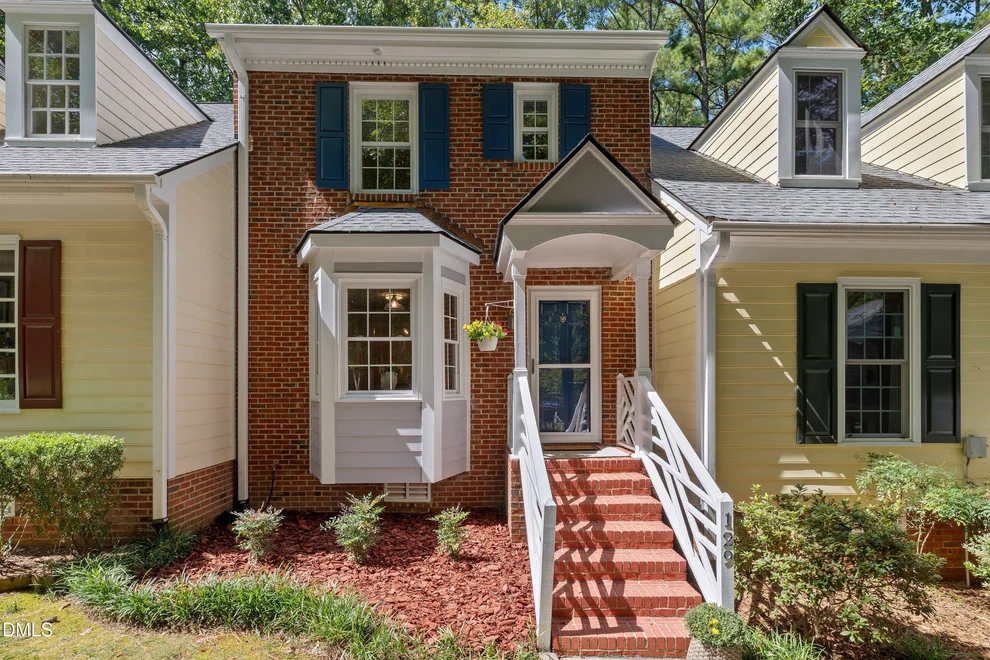 Unit for sale at 129 Hedgerow Court, Cary, NC 27513