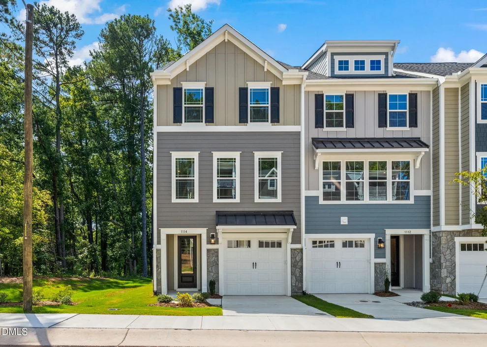 Unit for sale at 1114 Blackthorn Lane, Durham, NC 27703