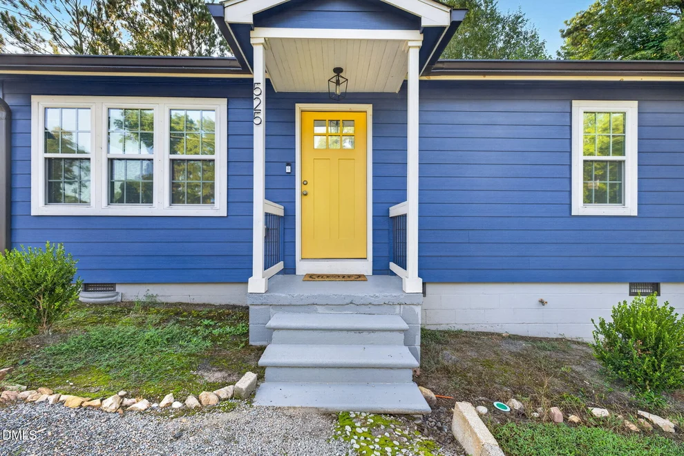 Unit for sale at 525 Cooper Street, Clayton, NC 27520