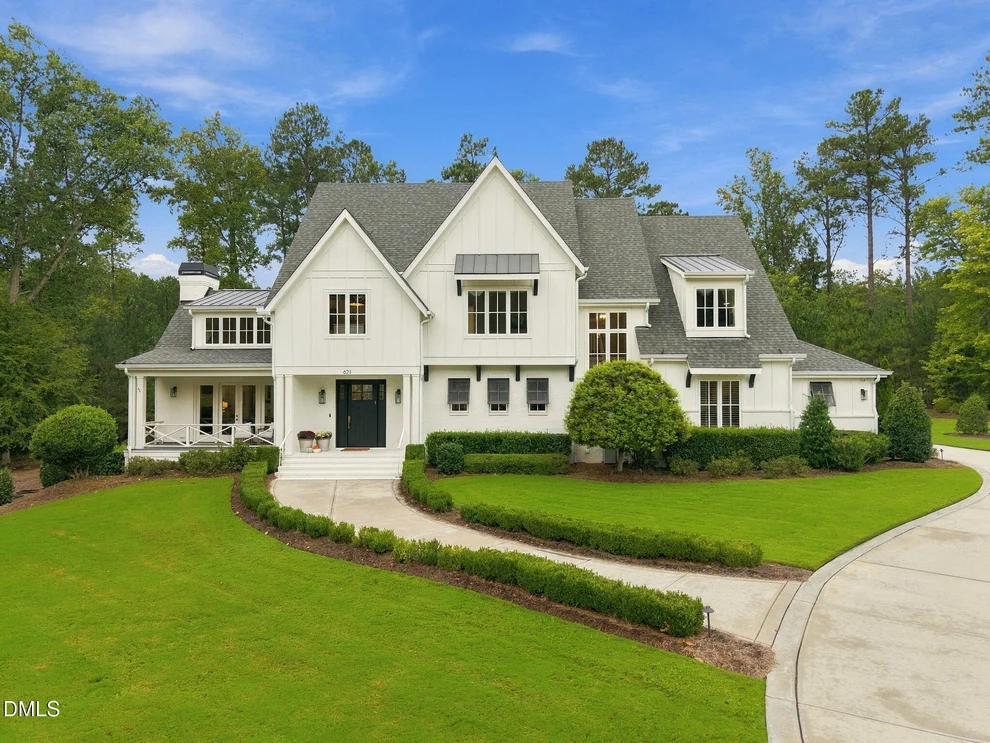 Unit for sale at 621 Carolina Crossings Drive, Apex, NC 27523
