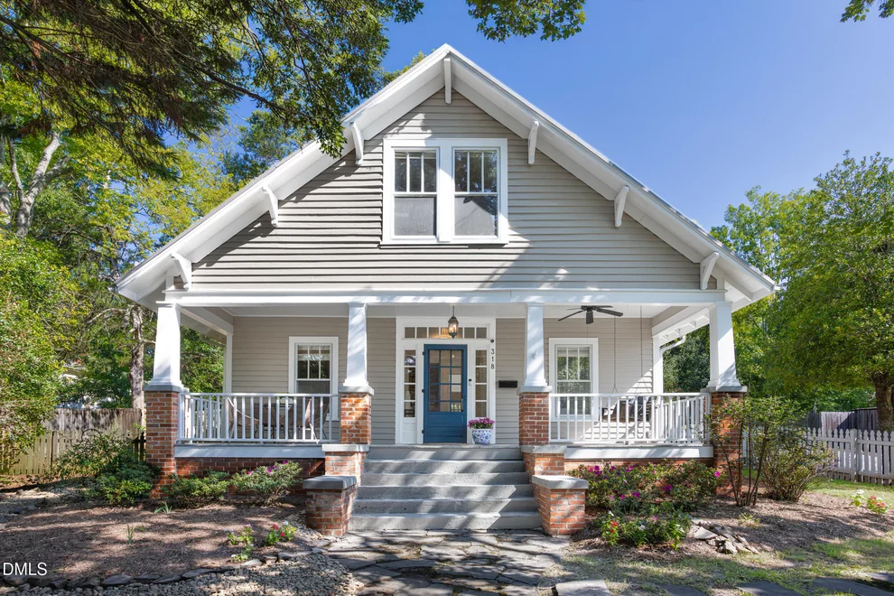 Unit for sale at 318 W Queen Street, Hillsborough, NC 27278