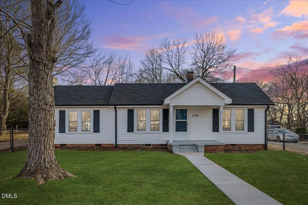 Unit for sale at 719 Center Avenue, Burlington, NC 27215