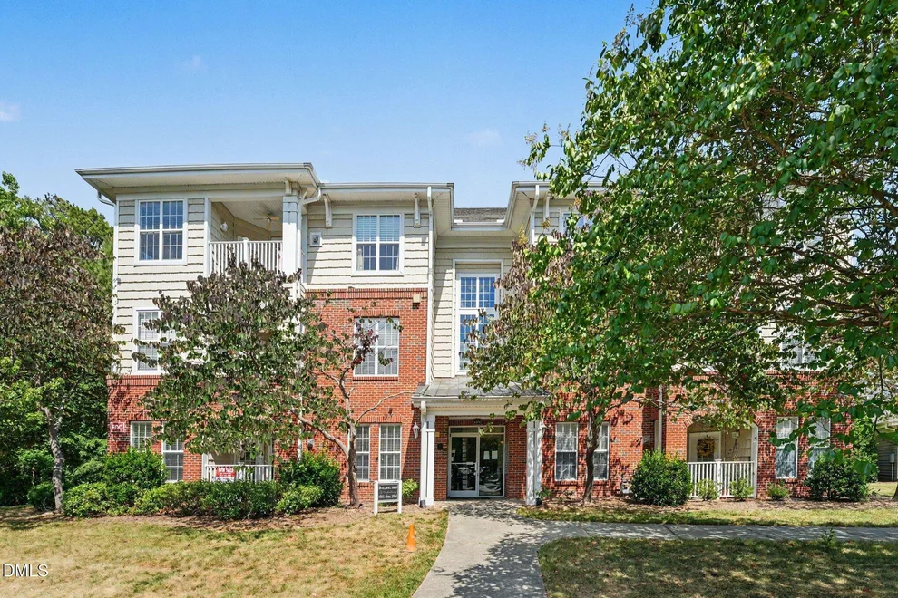 Unit for sale at 1013 Arborgate Circle, Chapel Hill, NC 27514
