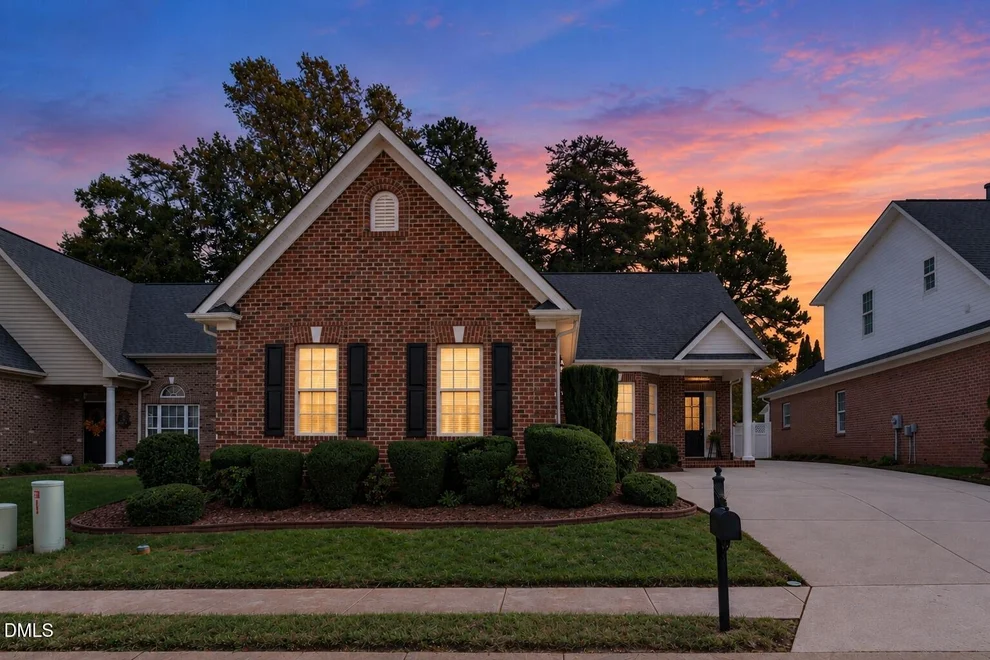 Unit for sale at 5933 Kenville Green Circle, Kernersville, NC 27284