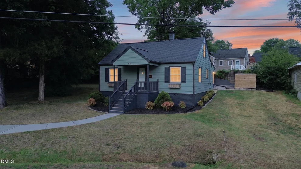 Unit for sale at 515 E Willowbrook Drive, Burlington, NC 27215