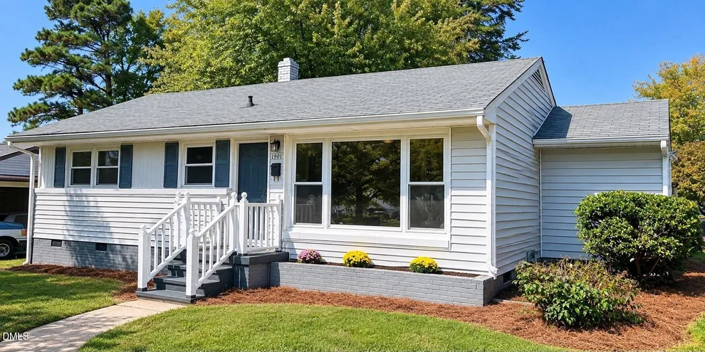 Unit for sale at 1901 Lynnwood Drive, Burlington, NC 27215