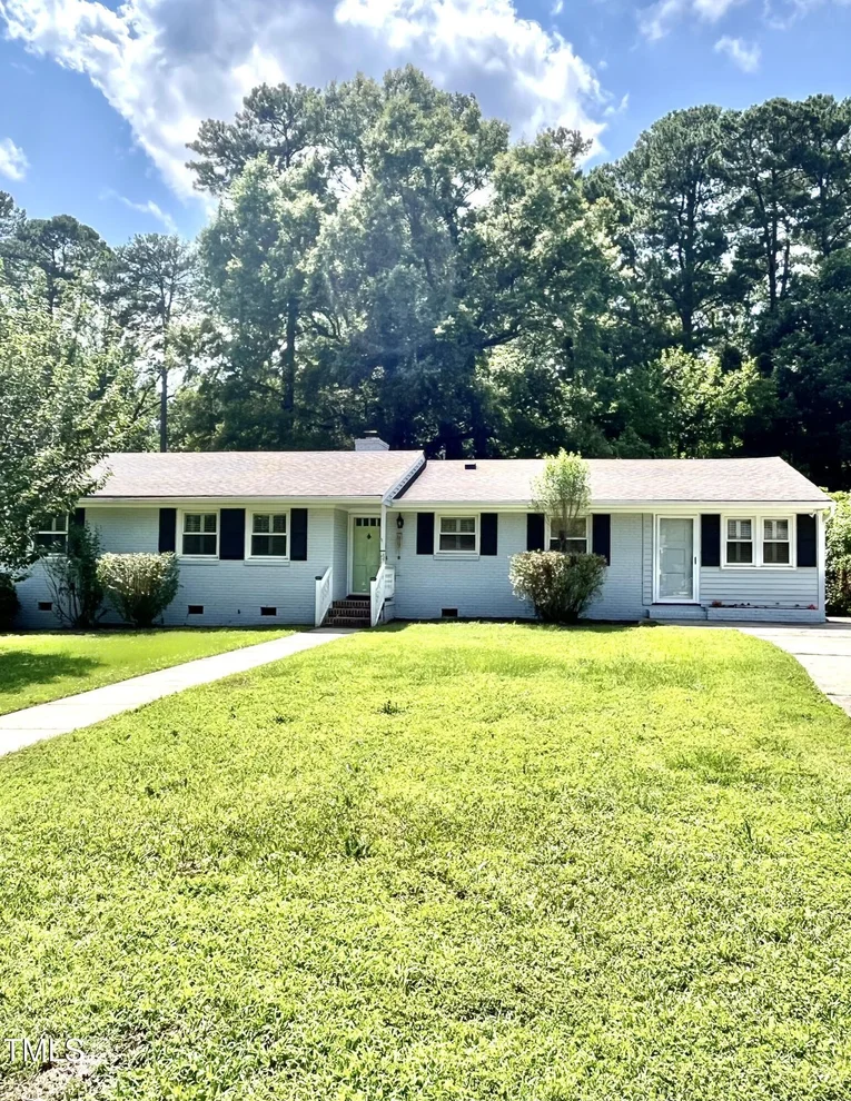 Unit for sale at 808 Ravenwood Drive, Raleigh, NC 27606