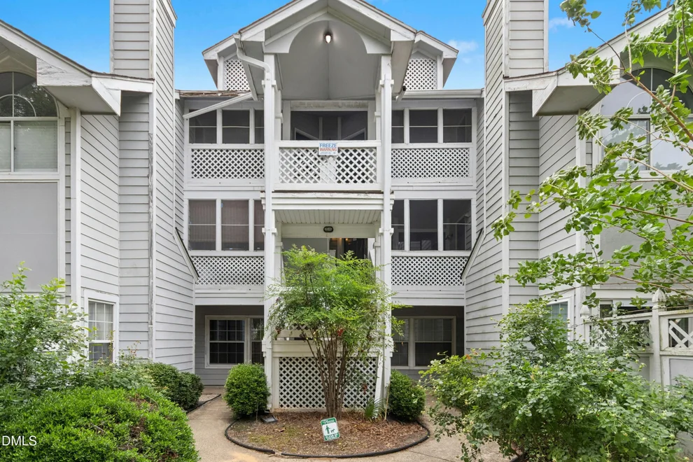 Unit for sale at 4900 Avenida Del Sol Drive, Raleigh, NC 27616