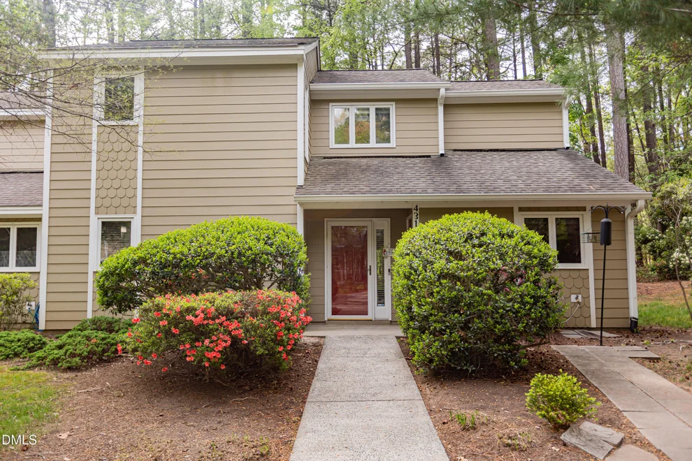 Unit for sale at 4314 Pin Oak Drive, Durham, NC 27707