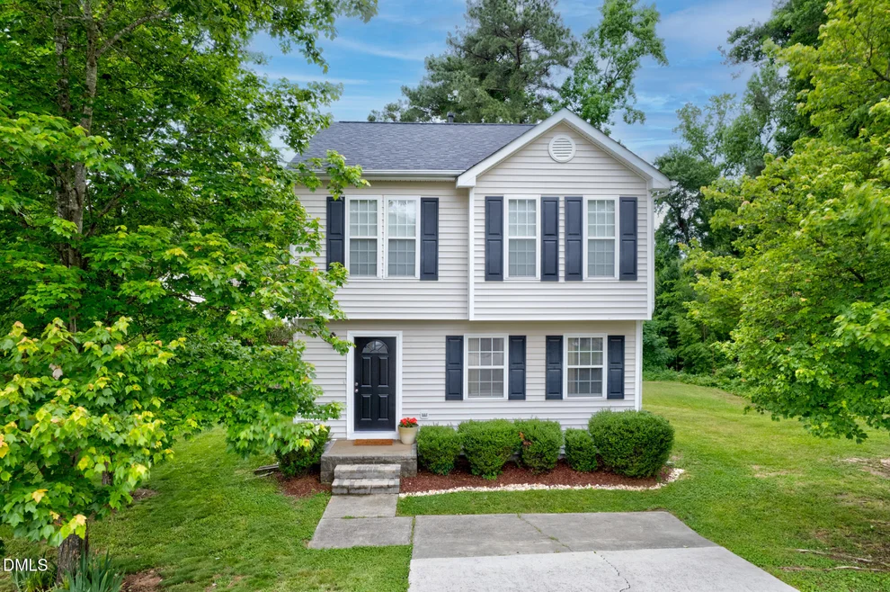 Unit for sale at 9 Tarrywood Court, Durham, NC 27703
