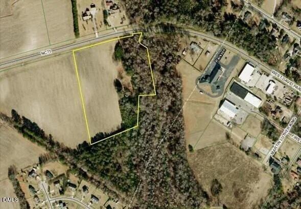 Unit for sale at 22828 Nc 71 Highway, Parkton, NC 28371