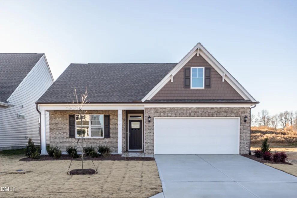Unit for sale at 32 Quilting Drive, Benson, NC 27504