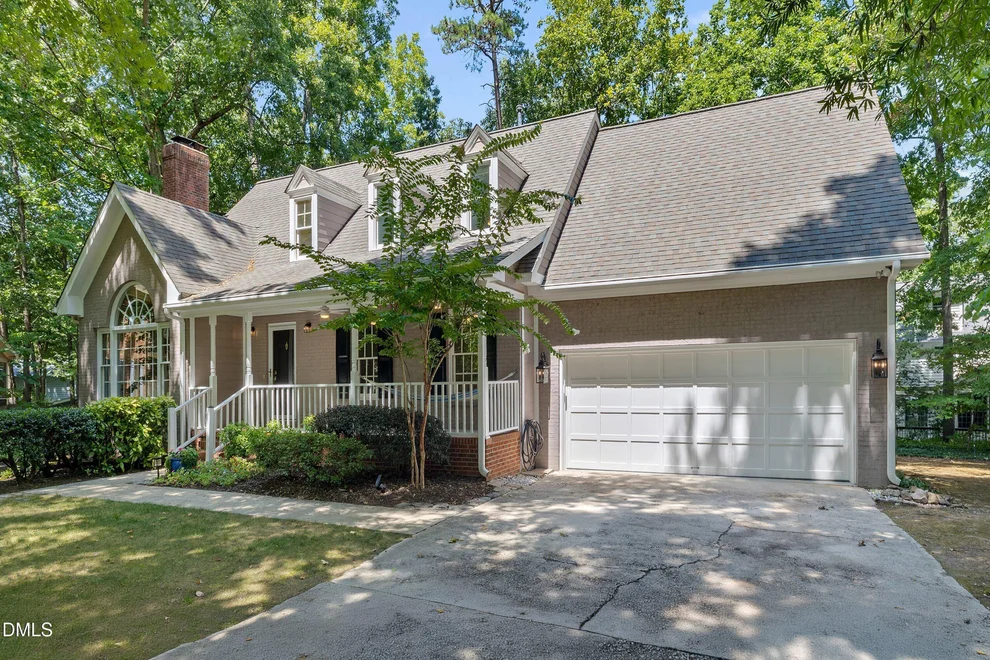 Unit for sale at 1006 Oakwell Court, Apex, NC 27502