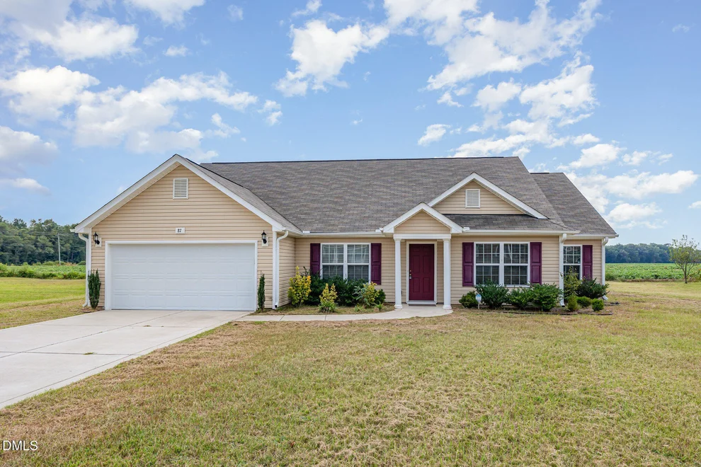 Unit for sale at 87 Cedar Lake Lane, Clinton, NC 28328
