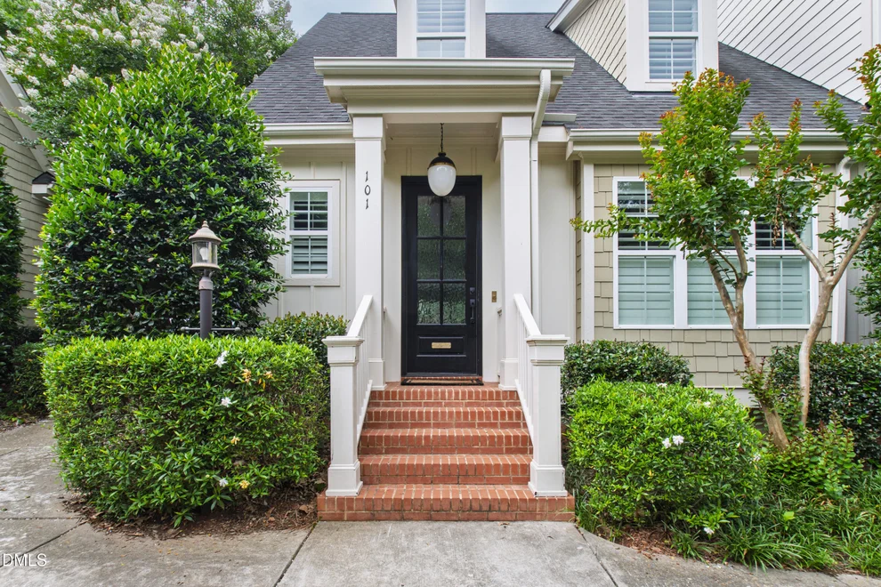 Unit for sale at 2741 Oberlin Road, Raleigh, NC 27608
