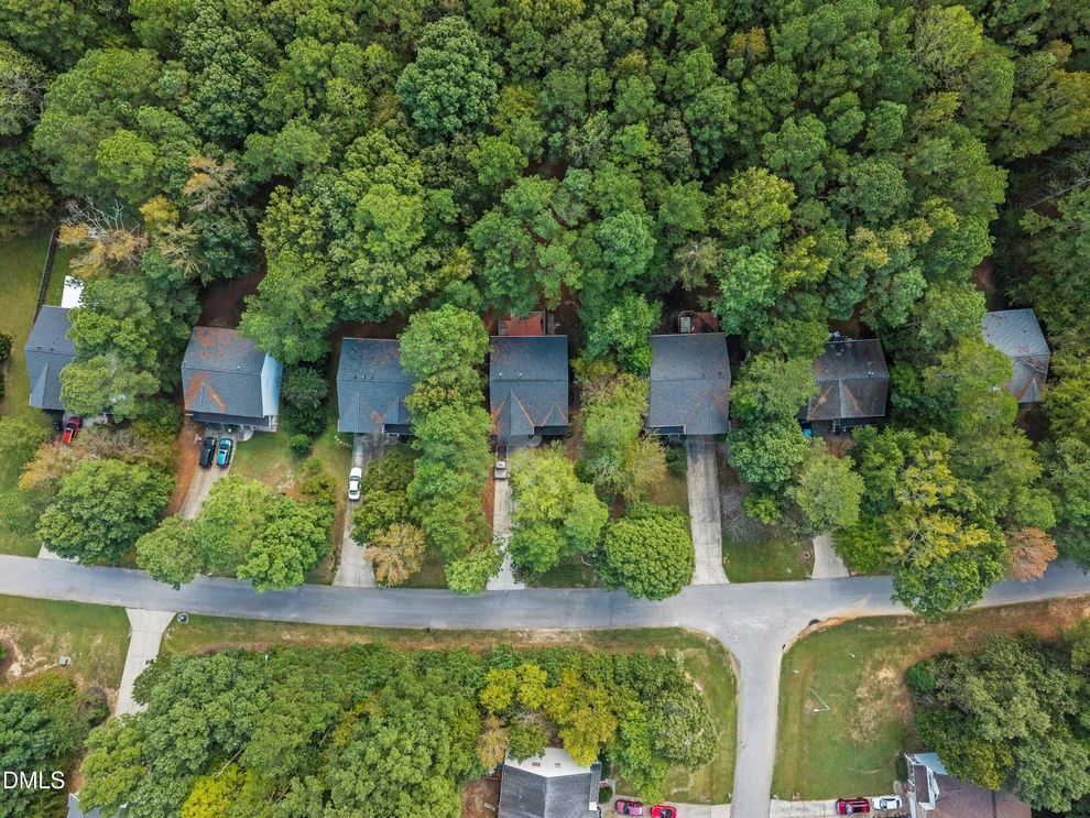 Unit for sale at 218 River Hills Drive, Clayton, NC 27527