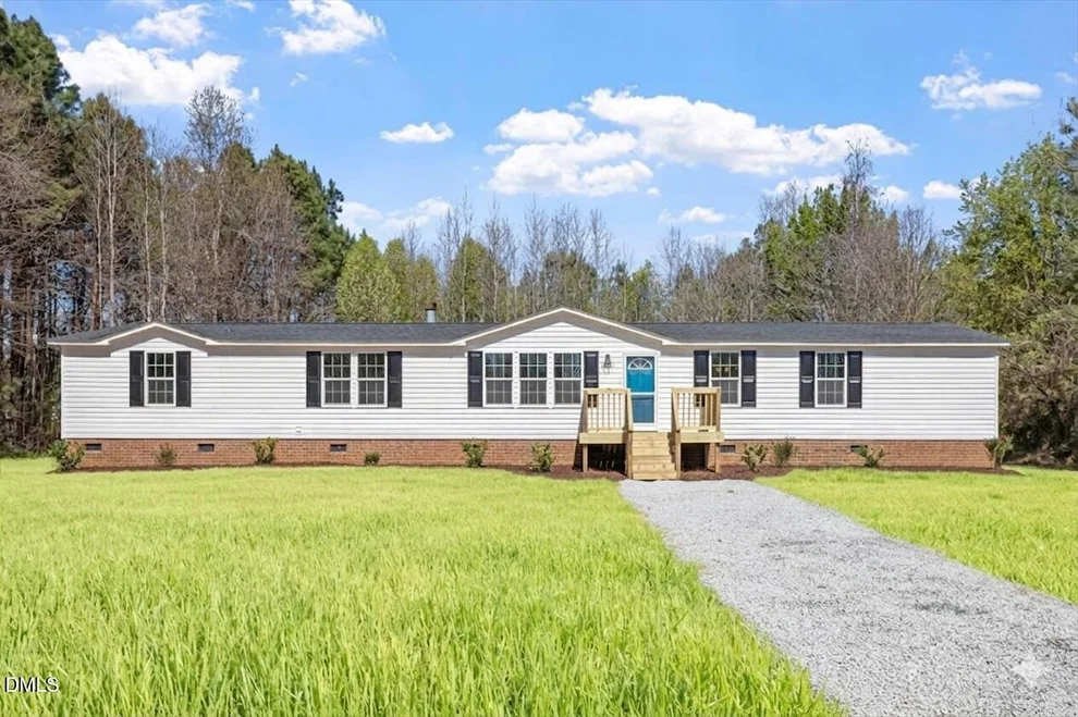 Unit for sale at 6631 Roundstone Lane, Oxford, NC 27565