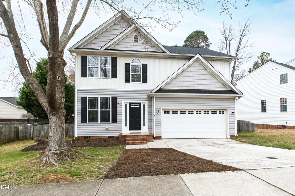 Unit for sale at 100 Covenant Rock Lane, Holly Springs, NC 27540
