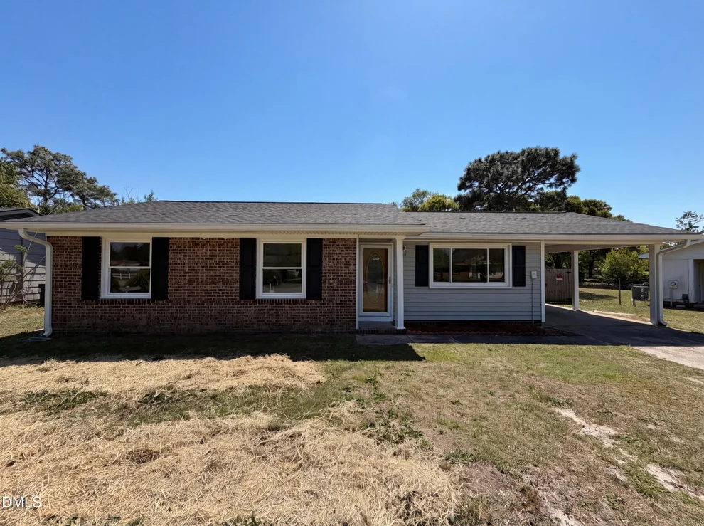 Unit for sale at 5921 Richfield Avenue, Hope Mills, NC 28348