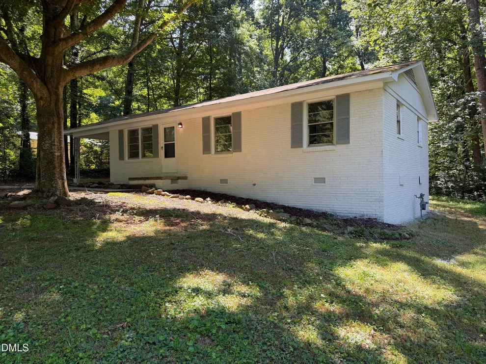 Unit for sale at 6220 Paylor Street, Mebane, NC 27302