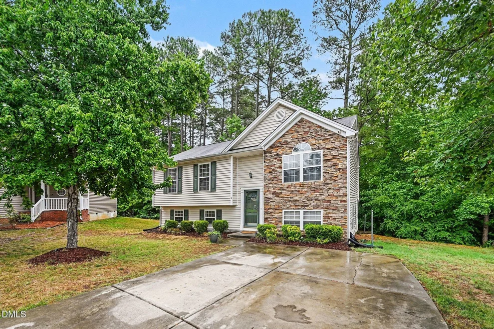Unit for sale at 5 Flatford Court, Durham, NC 27704