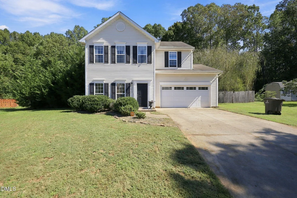 Unit for sale at 203 Crest Stone Court, Kernersville, NC 27284