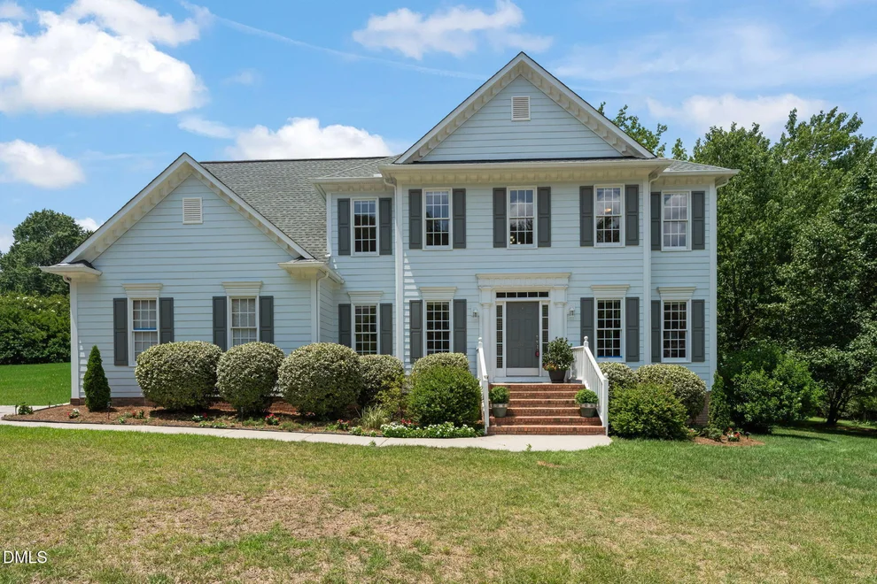 Unit for sale at 310 Riggsbee Farm Drive, Cary, NC 27519