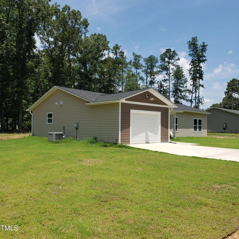 Unit for sale at 142 Marathon Lane, Fayetteville, NC 28304