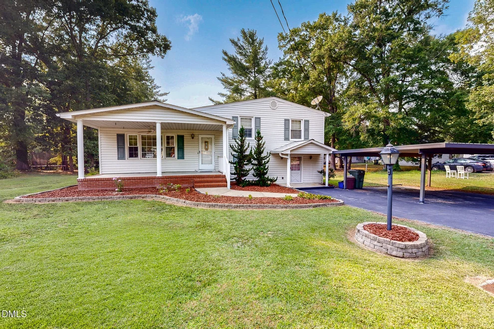 Unit for sale at 907 Frank Street, Roxboro, NC 27573