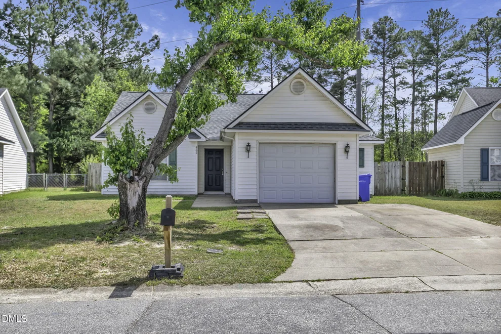 Unit for sale at 862 Nighthawk Place, Fayetteville, NC 28314