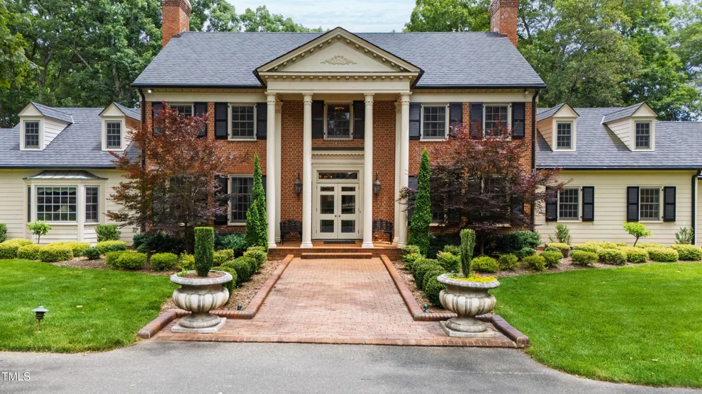Unit for sale at 820 Kenmore Road, Chapel Hill, NC 27514