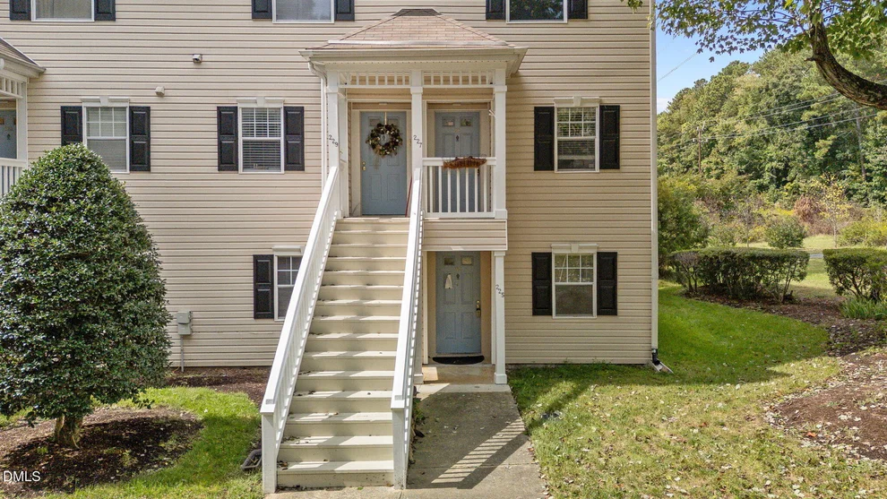 Unit for sale at 227 Schultz Street, Chapel Hill, NC 27514