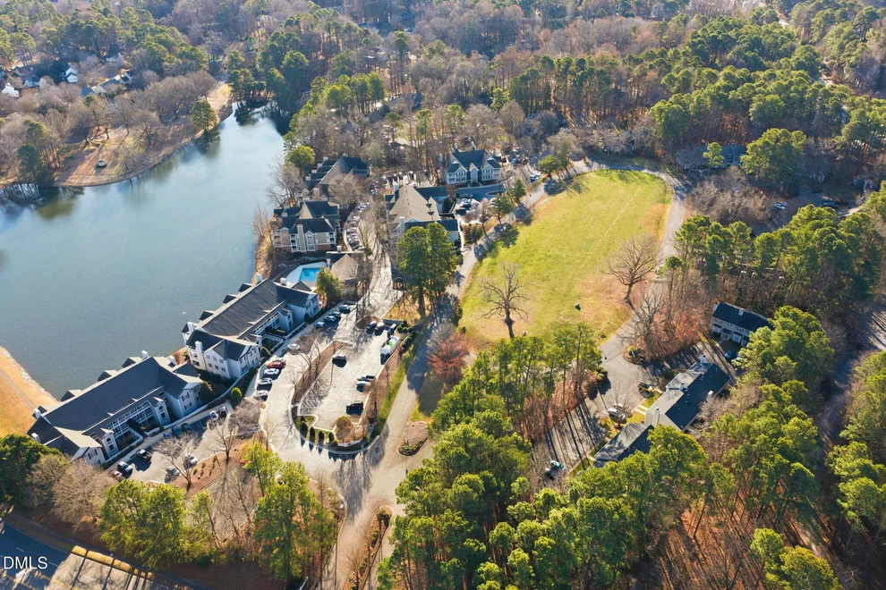 Unit for sale at 132 Edgehill Parkway, Cary, NC 27513