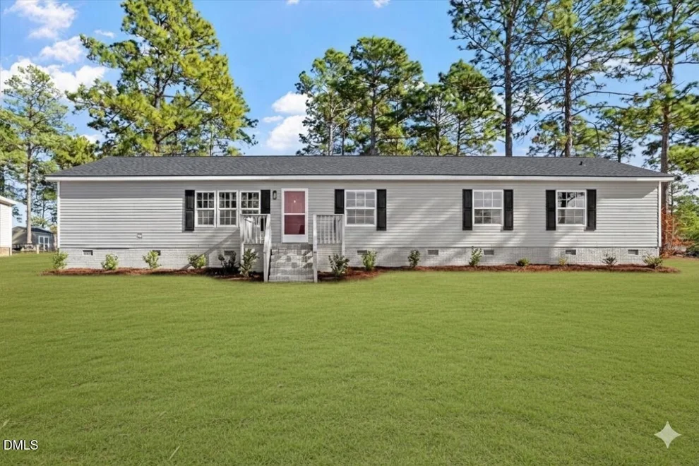 Unit for sale at 190 Pickett Circle, Vass, NC 28394