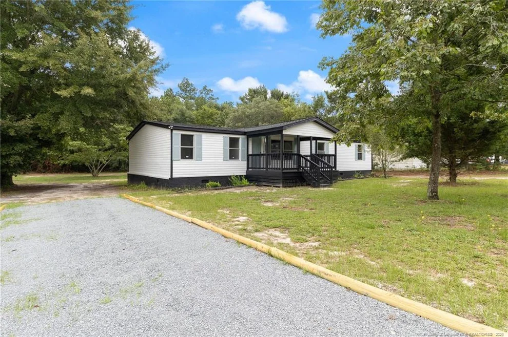 Unit for sale at 137 Huckabee Street, Raeford, NC 28376