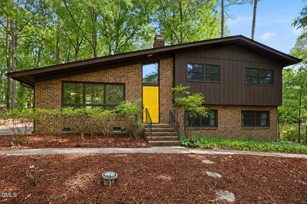 Unit for sale at 1904 Overland Drive, Chapel Hill, NC 27517