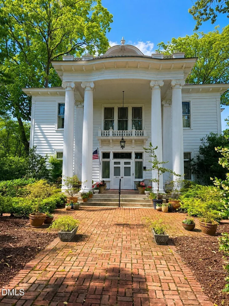 Unit for sale at 900 Nash Street N, Wilson, NC 27893
