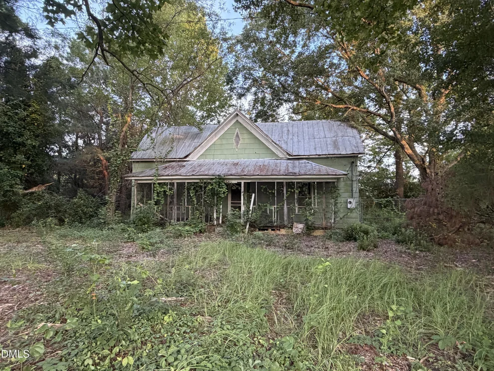 Unit for sale at 6531 Harper House Road, Newton Grove, NC 28366
