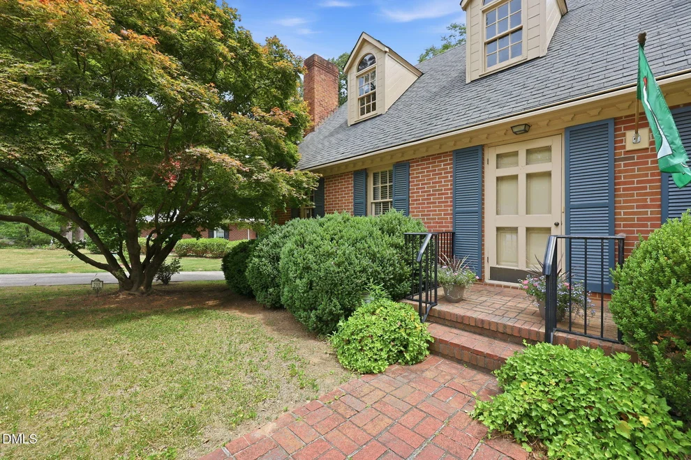 Unit for sale at 212 Hillcrest Drive, Oxford, NC 27565