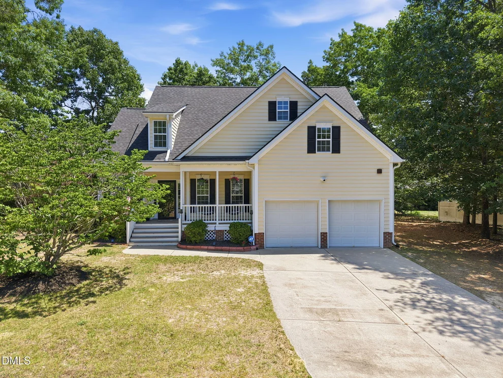 Unit for sale at 356 Cokesbury Park Lane, Fuquay Varina, NC 27526