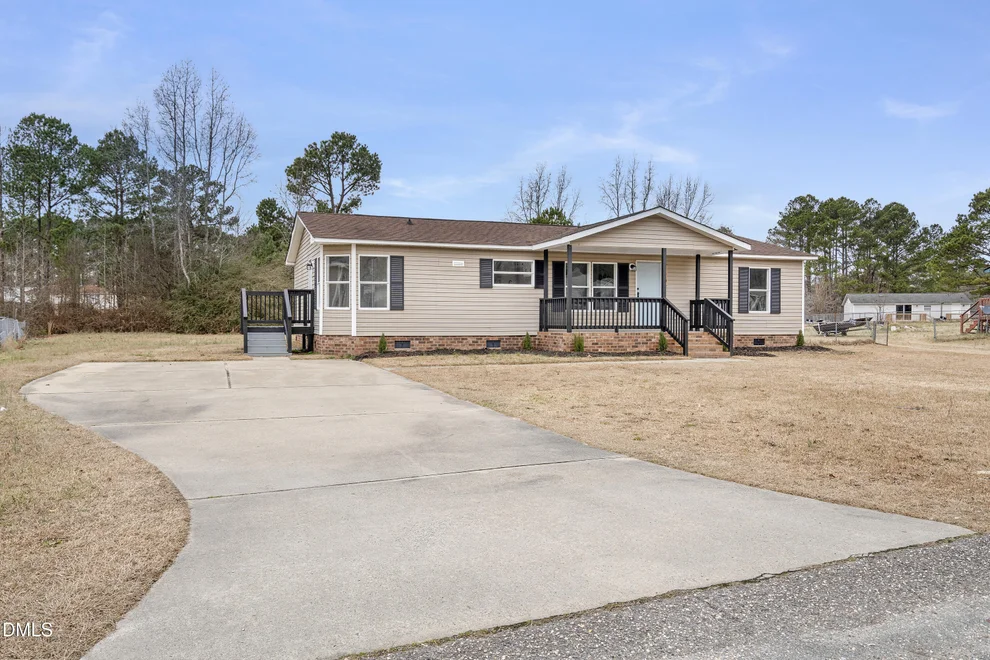 Unit for sale at 1410 Darby Drive, Raeford, NC 28376