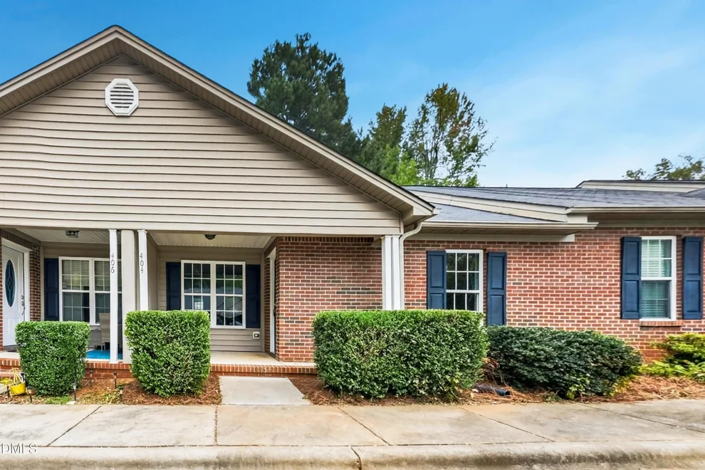 Unit for sale at 404 Mckinley Court, Mebane, NC 27302