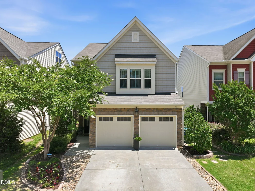 Unit for sale at 1025 Thoughtful Spot Lane, Durham, NC 27703