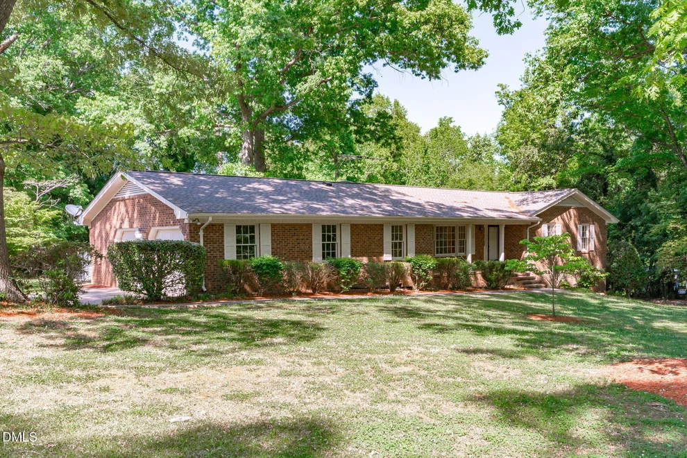 Unit for sale at 3216 Stoneyford Court, Raleigh, NC 27603